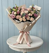 Букет цветов из:  Розы и Лизиантусы в Солнечном Красноярского края