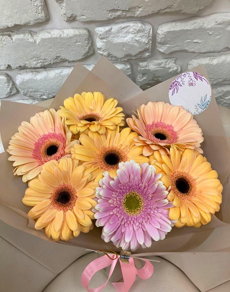 Букет цветов из: Герберы в Солнечном Красноярского края