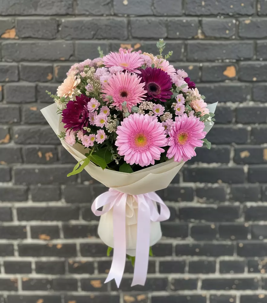Букет цветов из: Герберы и Хризантемы в Солнечном Красноярского края