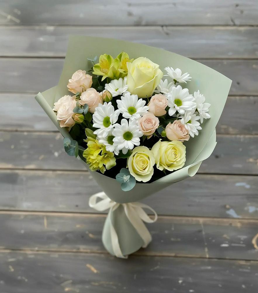 Букет цветов из: Альстромерии, Розы и Хризантемы в Солнечном Красноярского края