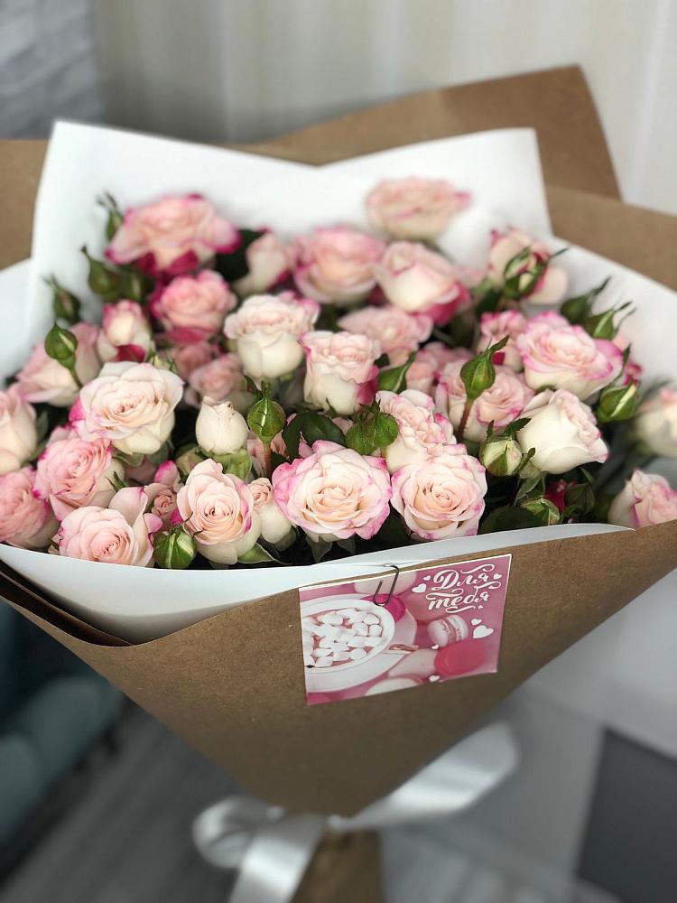 Букет цветов из: Розы в Солнечном Красноярского края