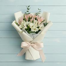 Букет цветов из:  Альстромерии #REPLACE_PRED# Солнечном Красноярского края