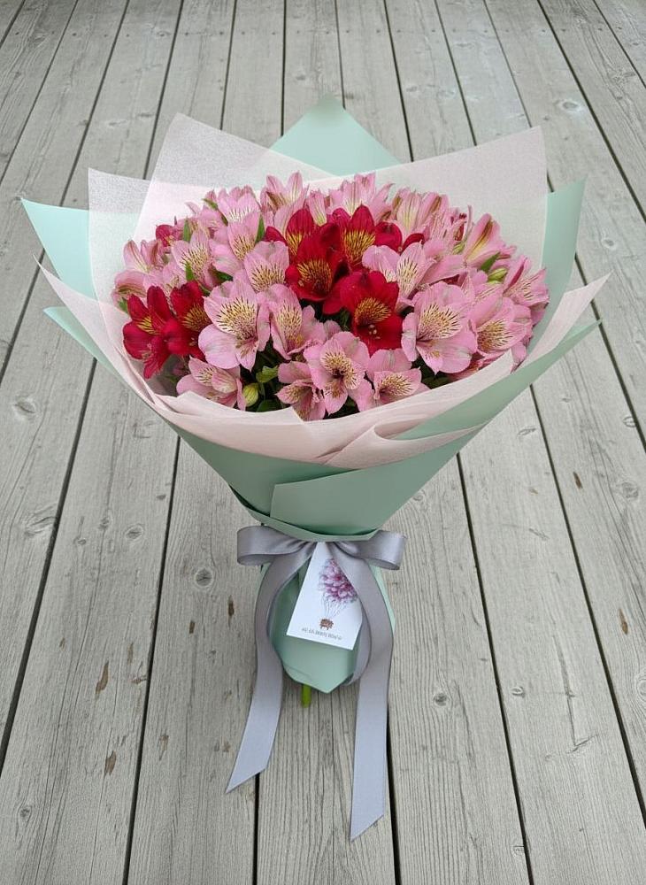 Букет цветов из: Альстромерии в Солнечном Красноярского края