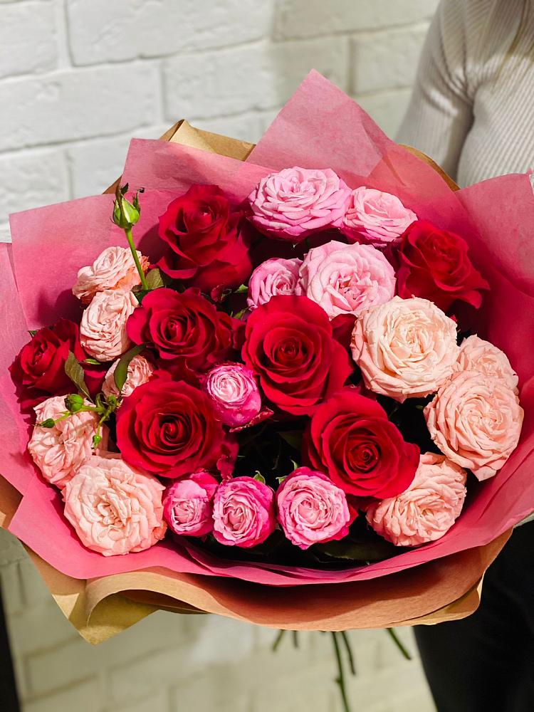 Букет цветов из: Розы в Солнечном Красноярского края