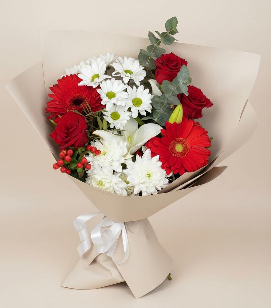 Букет цветов из: Розы, Хризантемы, Герберы и Лилии в Солнечном Красноярского края