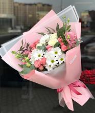Букет цветов из:  Розы, Лизиантусы и Хризантемы в Солнечном Красноярского края