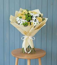 Букет цветов из:  Хризантемы и Розы в Солнечном Красноярского края