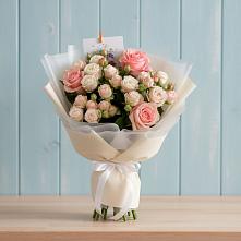 Букет цветов из:  Розы в Солнечном Красноярского края