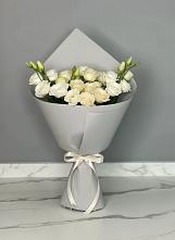 Букет цветов из:  Розы и Лизиантусы в Солнечном Красноярского края